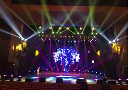 燈光對(duì)活動(dòng)中的舞臺(tái)有那些作用